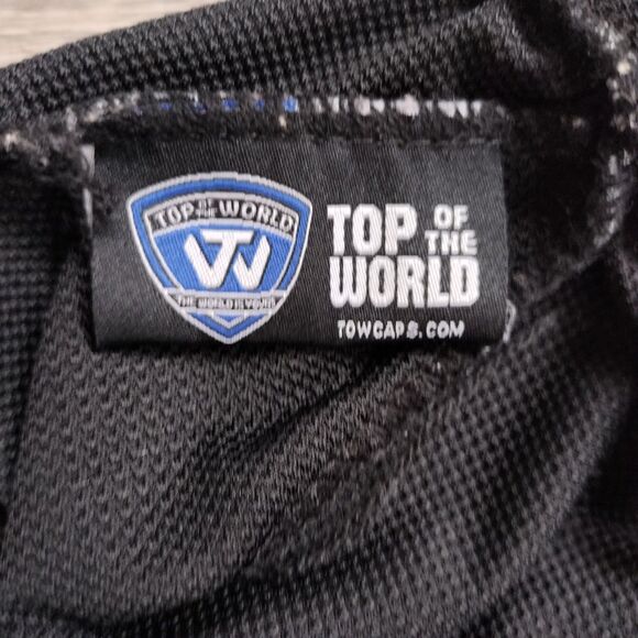 Minnesota Gophers Winter Hats Lot of 2 Adult Gold Maroon Beanie Ear Flaps Tassel - Picture 10 of 10